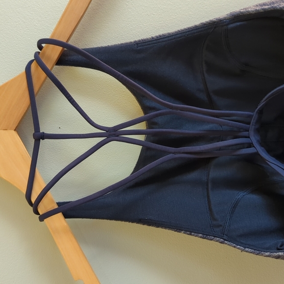 lululemon Size 6 Built in Bra Low Back with Criss Cross Strap Detail Tank - Picture 5 of 6